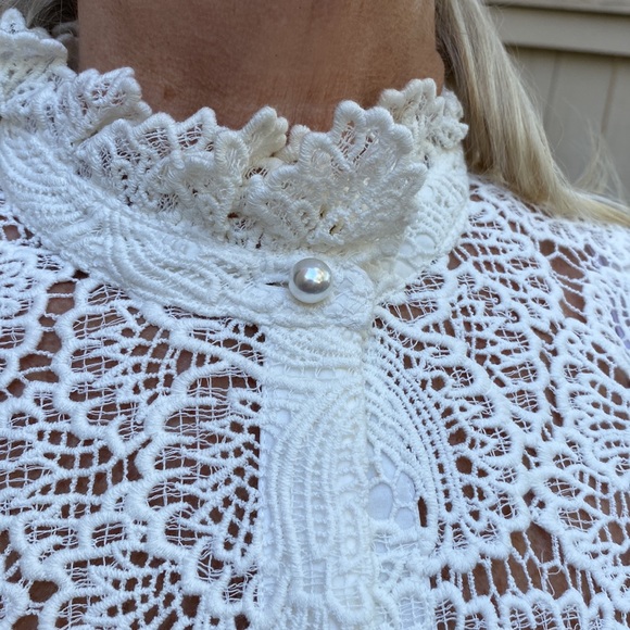 SOFT SURROUNDINGS WHITE FRANCESCA LACE BLOUSE & CAMI NEW - Picture 5 of 6